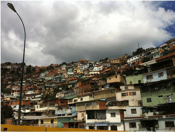 http://keytgpq.cluster023.hosting.ovh.net/wp-content/uploads/2018/06/Caracas-Venezuela-ciudad-m%C3%A1s-cara-del-mundo-vivir1.png
